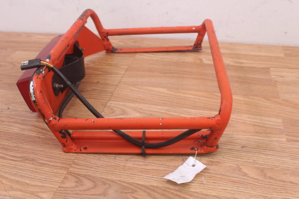 Barra trasera Arctic Cat Mountain Cat 800 2001 con luz trasera Foto 4 de 4