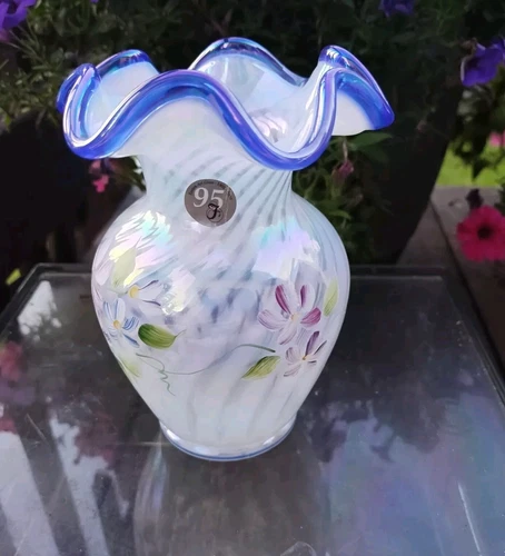Fenton Handpainted Opalescent Glass Vase Blue Crest Flowers Gorgeous Ruffled 95t