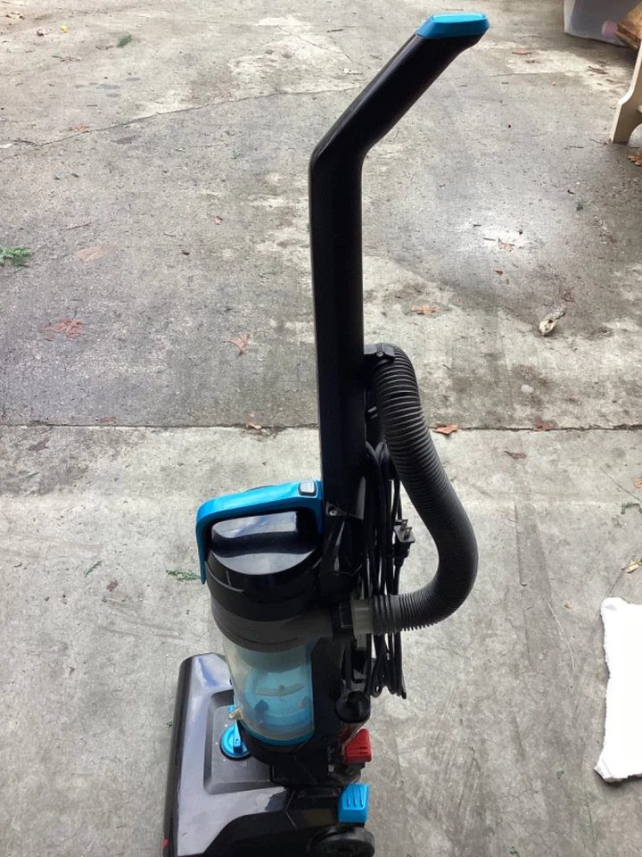Bissell 1700 PowerForce Helix Bagless Upright Vacuum, Blue/ Black Tested - Image 4 of 4