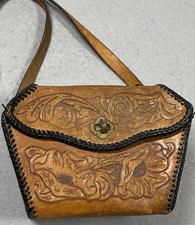 Vintage Hand Tooled Floral Design Clasp Leather Purse
