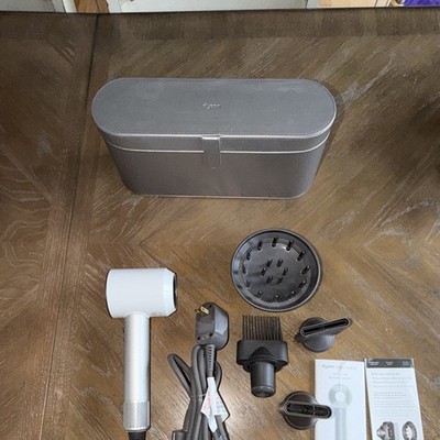 Dyson Supersonic White Hair Dryer w/ Diffuser Attachments Storage Case Manual