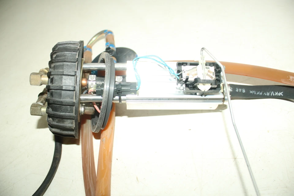 Conjunto de bomba de combustible Polaris Switchback 600 Cfi 2007 144" Iq Foto 3 de 4