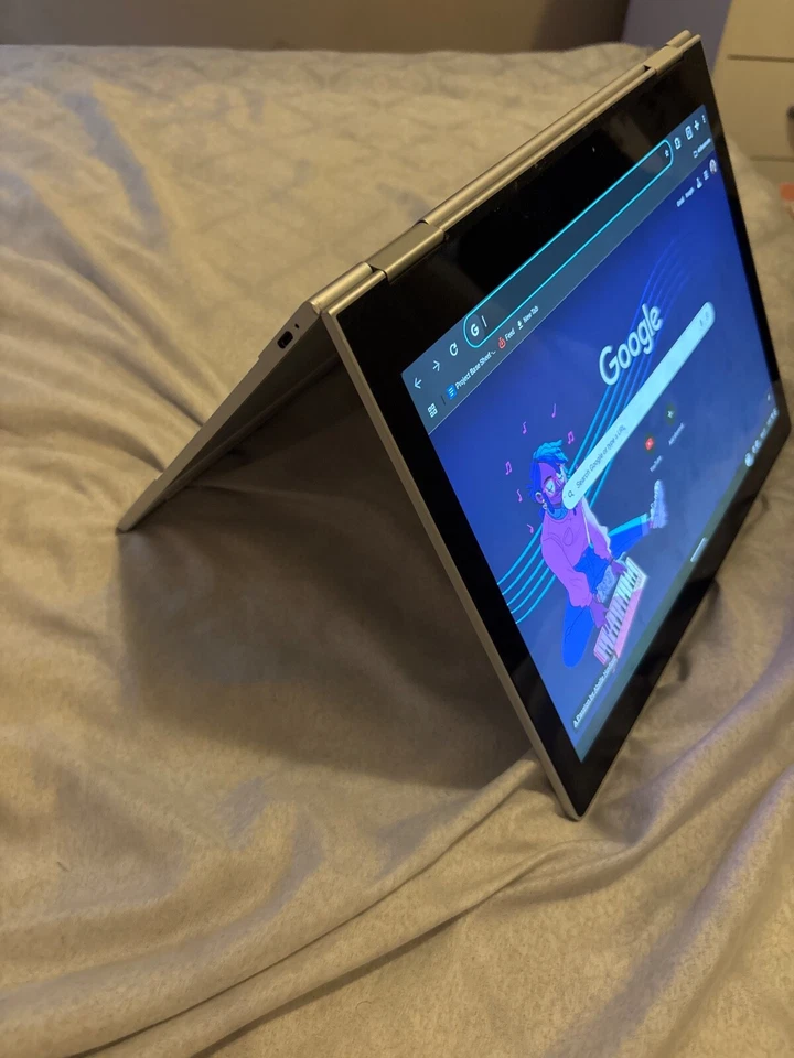 Google GA00124-US Pixelbook 12.3in. 512GB SSD Intel Core i7 7Gen. 1.3GHz 16GB... - Image 4 of 4