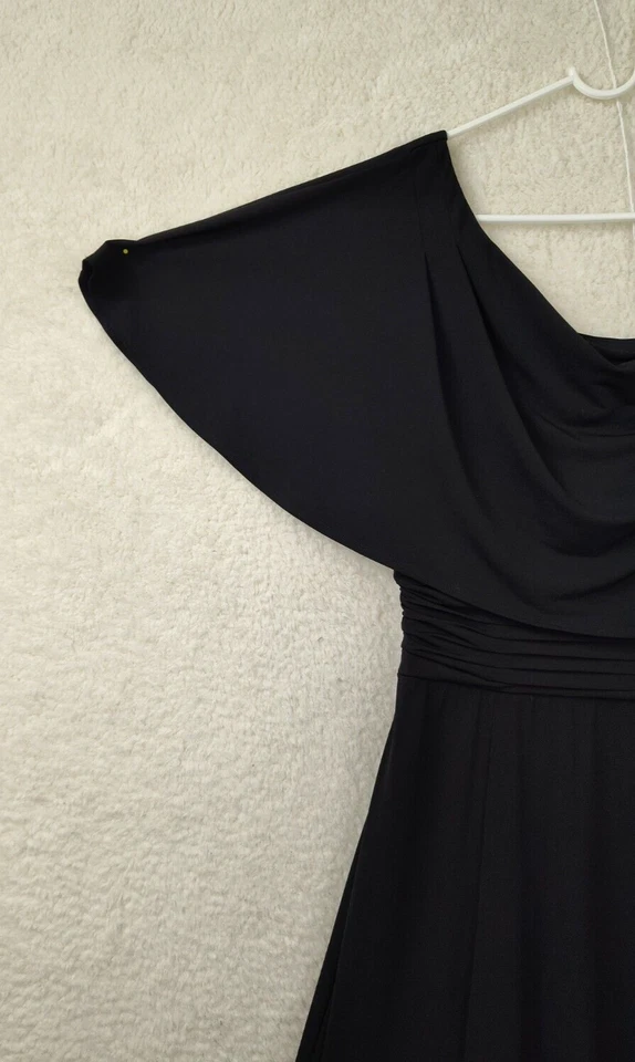 Vestido de mujer Sangría 12 negro mezcla de polietileno un hombro capucha cuello volantes maxi largo Foto 2 de 4