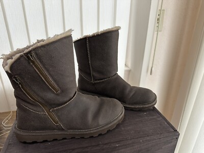 BearPaw Women s Mimi Leather Shearling Boots, Brown Sz 10 Outdoor Urban Casual