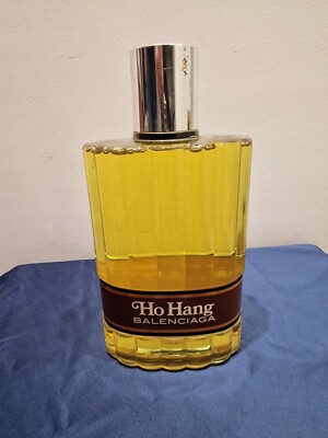 Parfümflasche BALENCIAGA HO HANG Paris France aus Ausstellung kein Parfüm