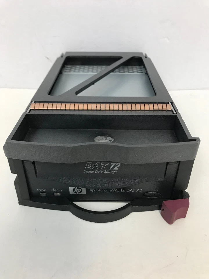 HP Q1529A Q1529-60001 A1529-67201 STORAGEWORKS DAT 72 INTERNAL TAPE DRIVE - Image 2 of 4