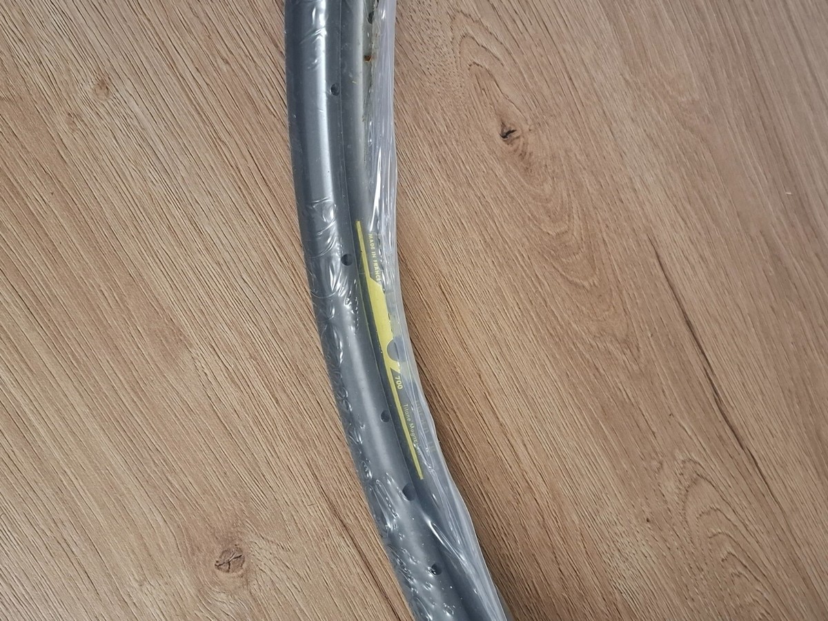 Pièces de vélo rétro NOS Wolber Profil 18 jantes jaune, 700C / 28