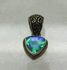 SARDA .925 Sterling Silver Trillion Cut BALI RAINBOW GREEN QUARTZ, Pendant