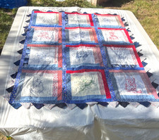 L K New Pretty Handcrafted Pieced Homespun Embroidered Colorful Child  s Quilt