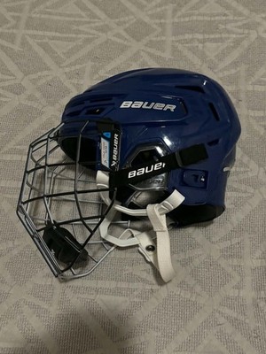 Bauer Re Akt 150 Hockey Helmet with Cage, Size Senior Small