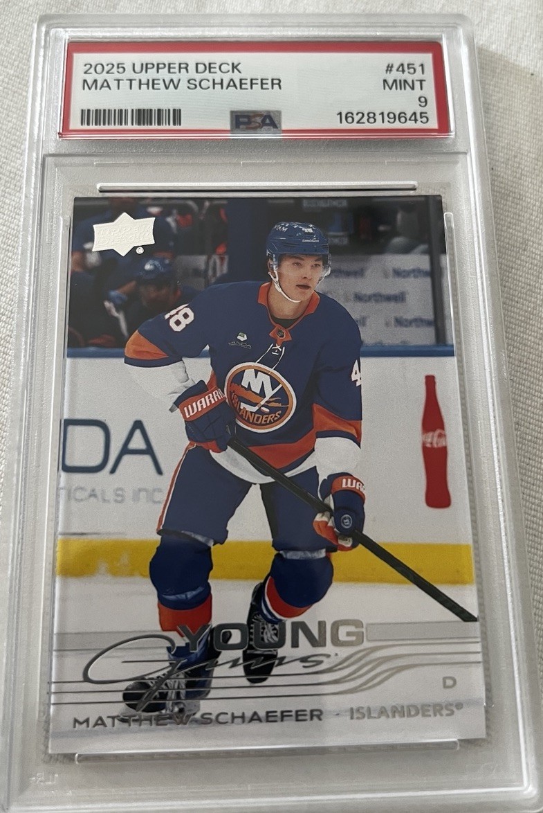 Upper Deck 2025-26 Series 2 Young Guns Matthew Schaefer RC #451 PSA 9