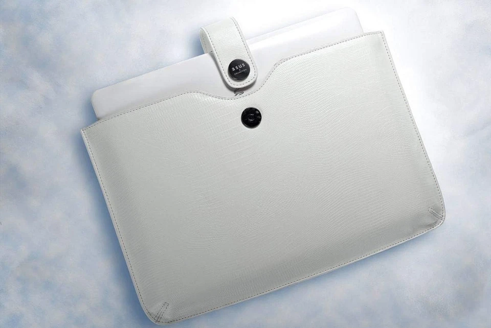 ASUS Collection Premium leather Index 10-Inch Netbook Sleeve Case - White - Image 2 of 3