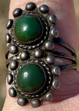 Vtg Native American Navajo Sterling Silver Twin 2 Green Turquoise Ring Size 4