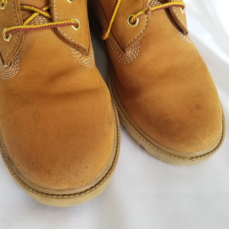 Timberland 6 Inch Premium Waterproof Boot Wheat Nubuck US Big Kid's Size 4 - Image 4 of 4