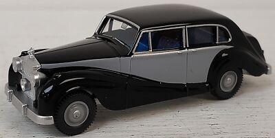 Wiking NEW HO 1/87 Scale Rolls Royce Silver Wraith in 2-Tone Gray & Black Finish
