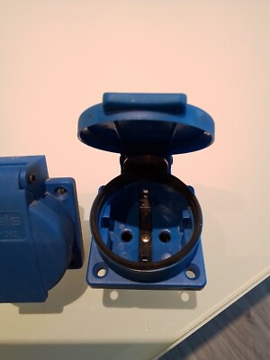 2er Set  Bals Anbausteckdose mit Deckel blau Typ 71082