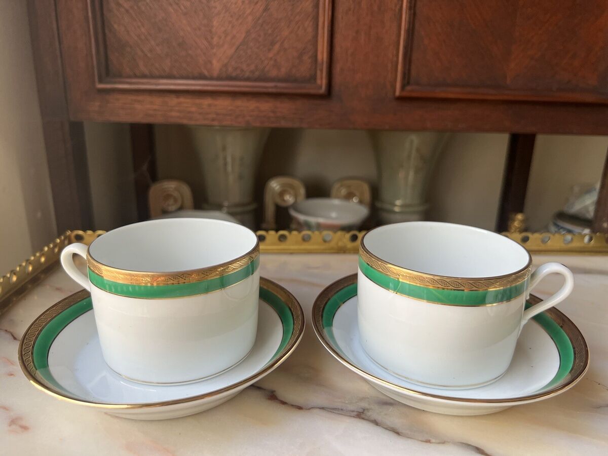 Richard Ginori Designer Italian Coffee or Tea Cups and Richard Ginori Designer Italian Coffee or Tea Cups and