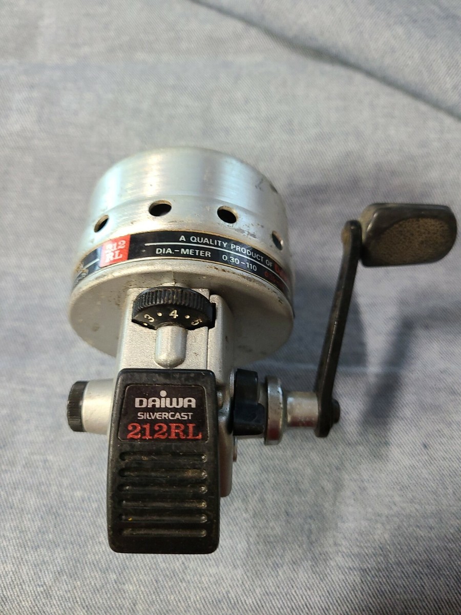 Vintage Daiwa 212RL Silvercast Reel | eBay