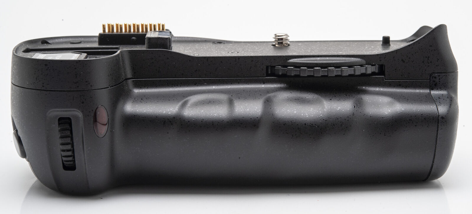 NIKD300B Battery Grip - Nikon D300