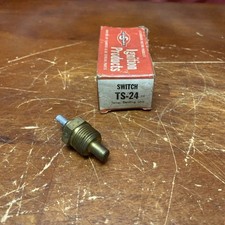 Nos Standard Motor Products Ts-24 Engine Coolant Temperature Sending Unit