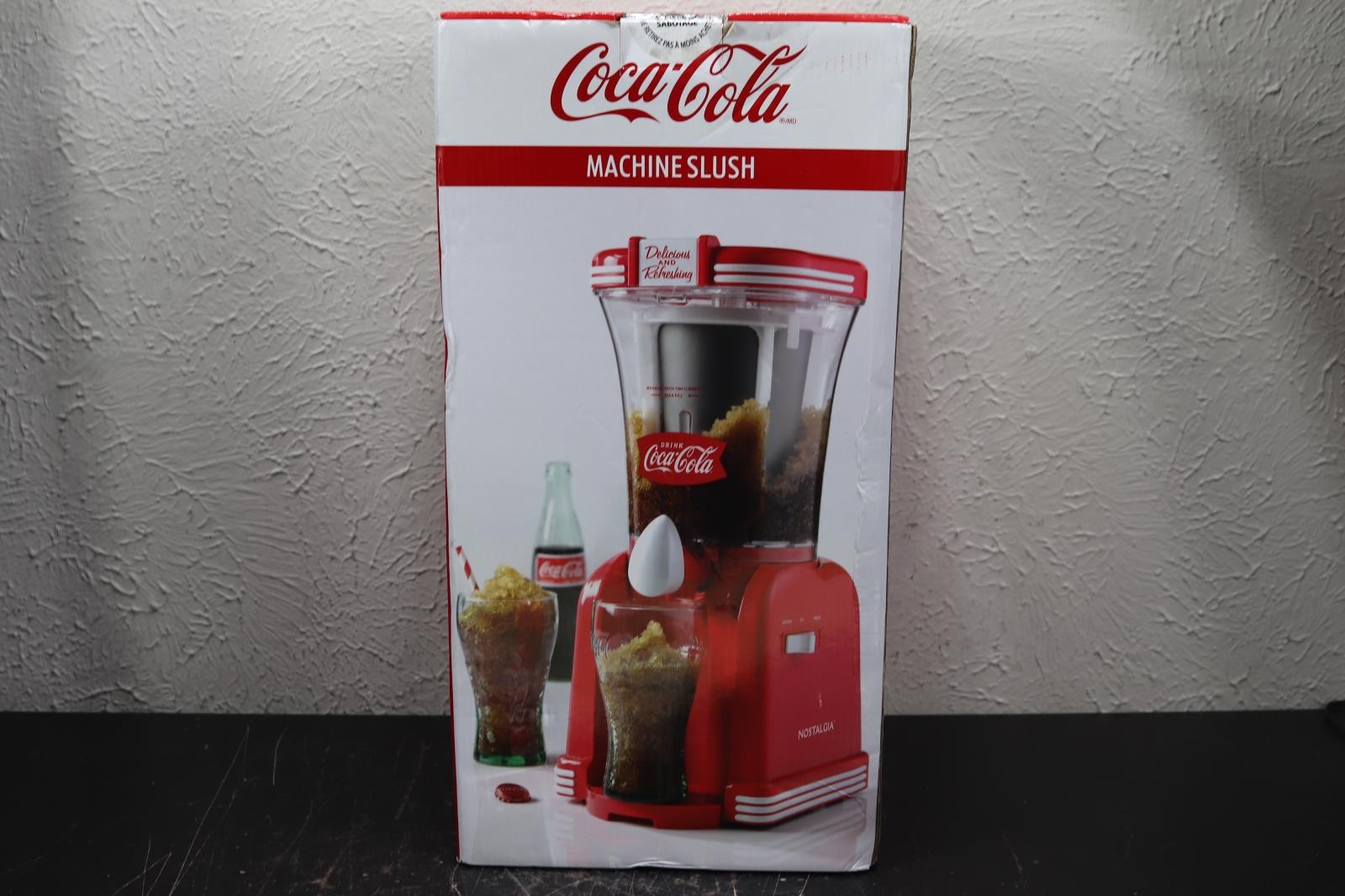 SEALED Nostalgia Coca-Cola 32-Ounce Retro Slush Frozen Drink Maker Party Machine