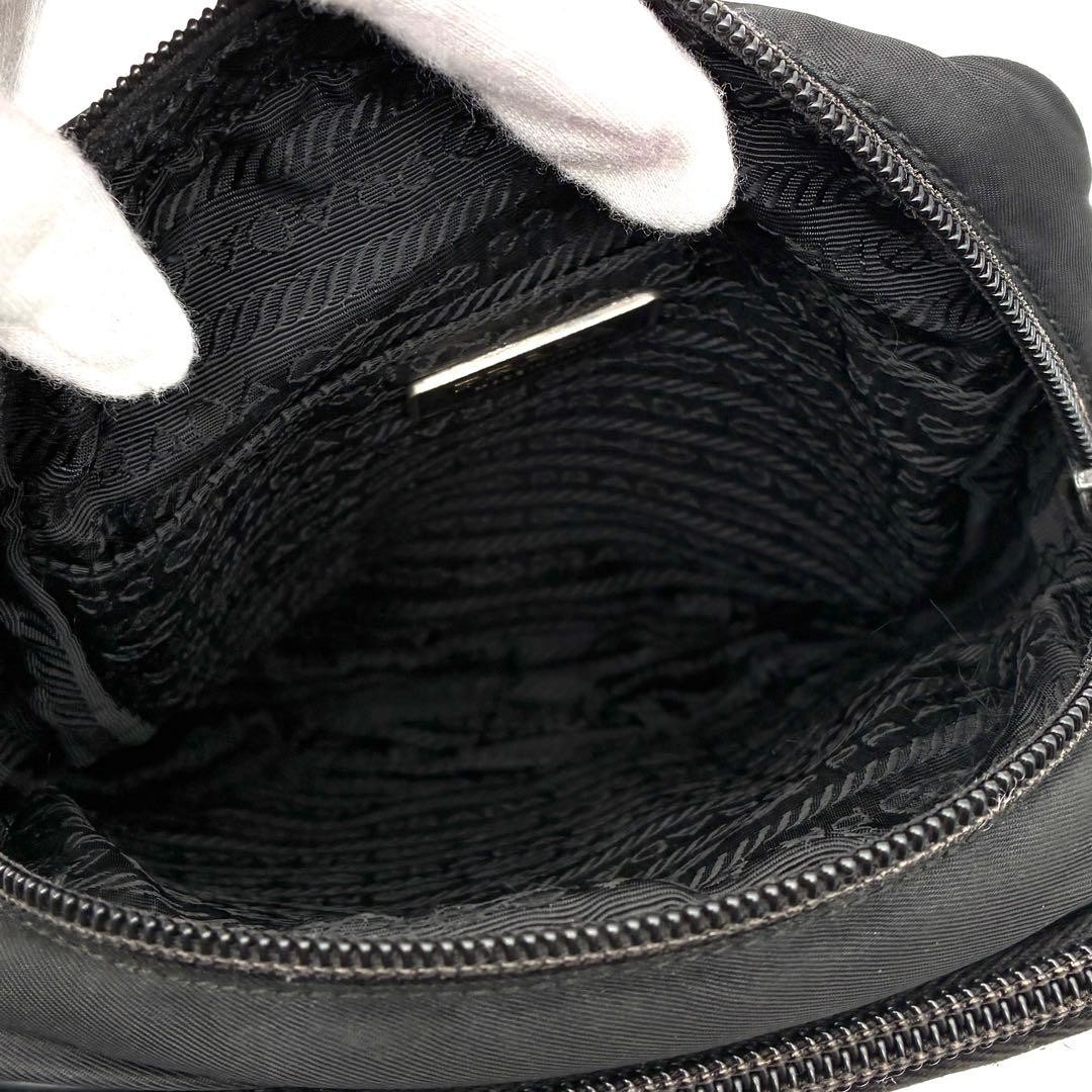 Condition Rare Model Prada Shoulder Bag Triangle Logo White Tag Crossbody Black thumbnail 7