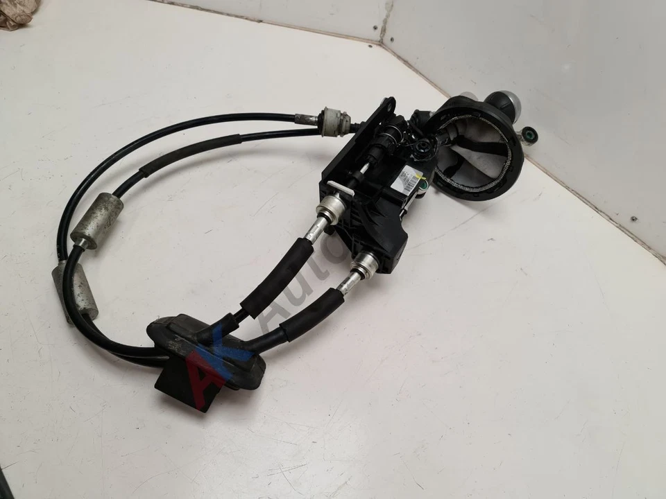 Fiat 500 MHEV Hybrid 2020~On 6 Speed Manual Gear Selector Cables with Knob - Image 2 of 4