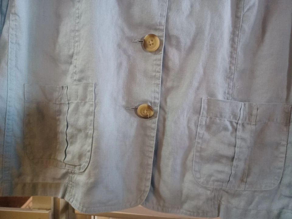 Camisa para mujer Cherokee 100 % lino abotonada grande azul claro Foto 3 de 4