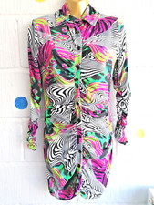 💛 Pretty Little Thing  Size 8 Psychedelic Colourful Geometric Buttoned Dress