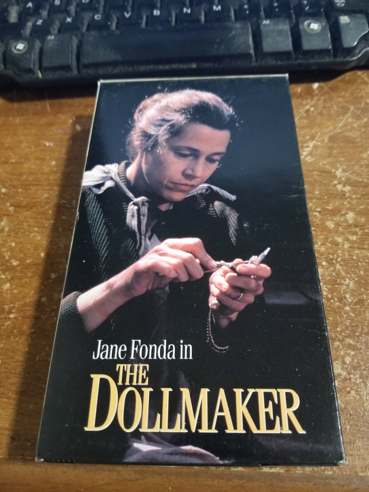 The Dollmaker VHS Jane Fonda 1984 play house video closed caption Good