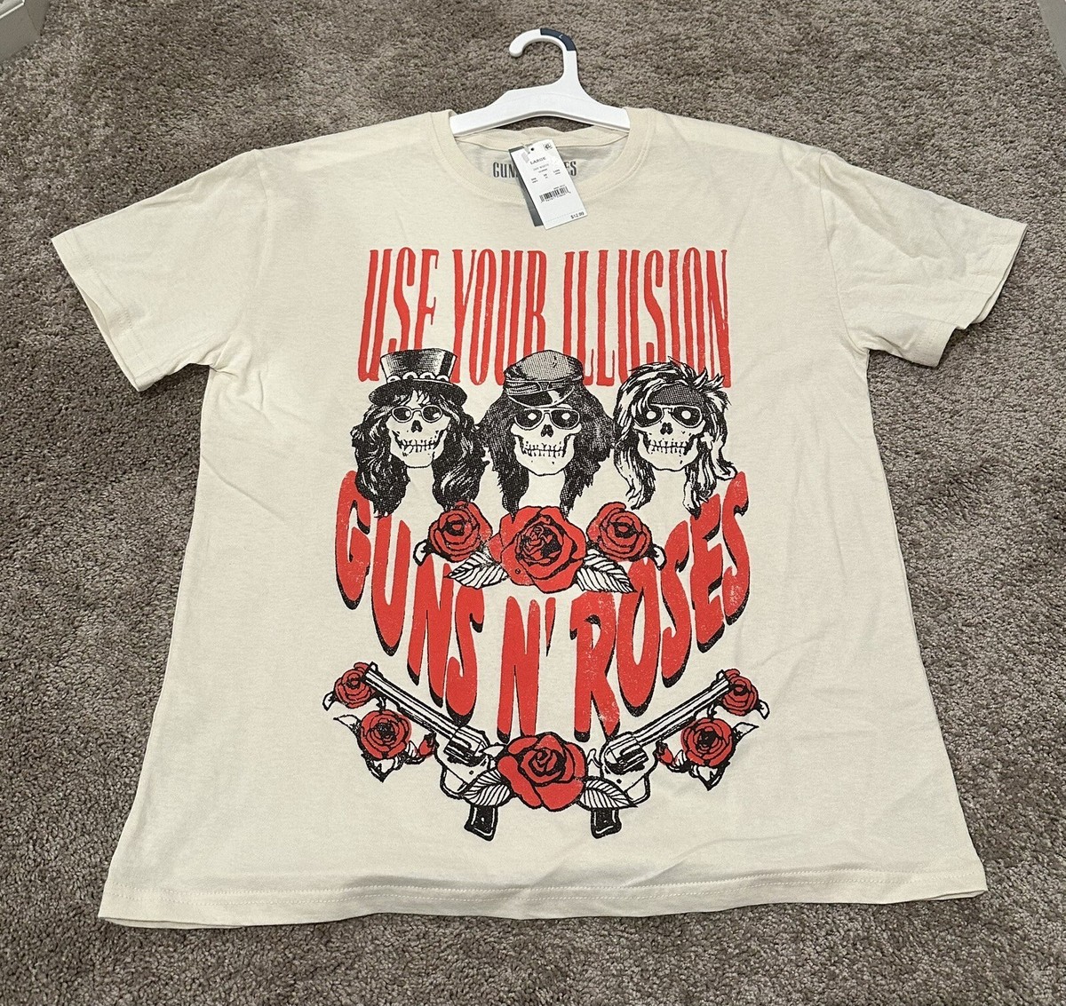 Adult Unisex Guns n' Roses Use Your Illusion Off-White T Adult Unisex Guns n' Roses Use Your Illusion Off-White T