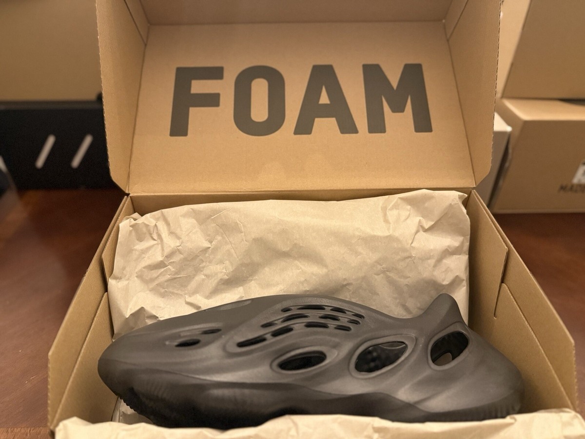 ADIDAS YEEZY FOAM RNR  