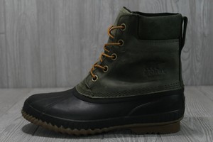 sorel insulated duck boots