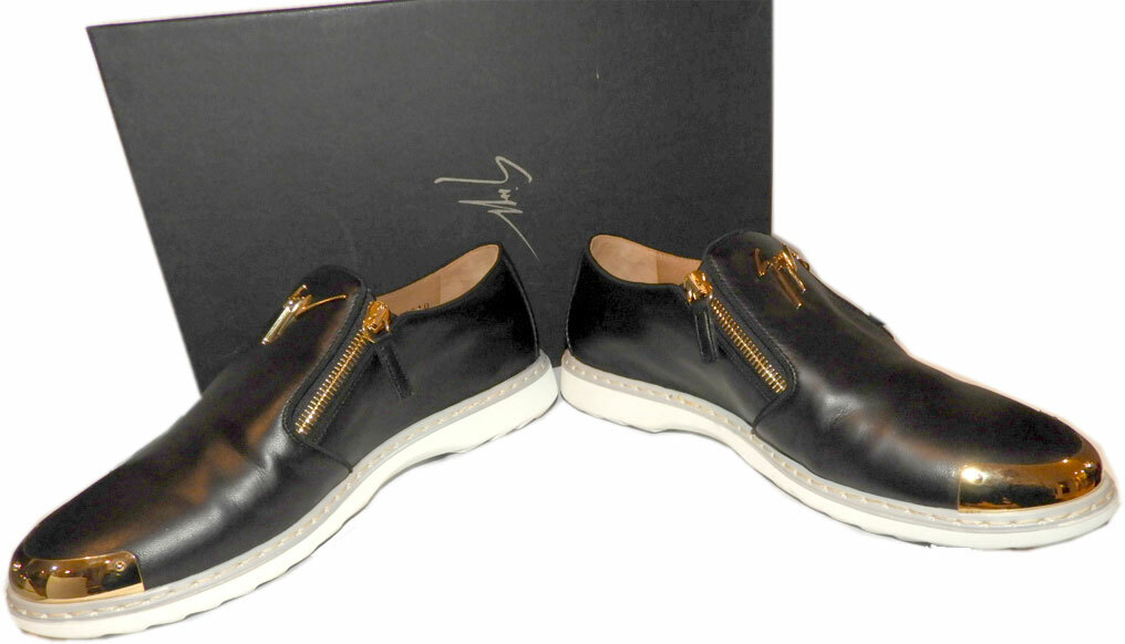 Giuzeppe Zanotti Men display picture 1