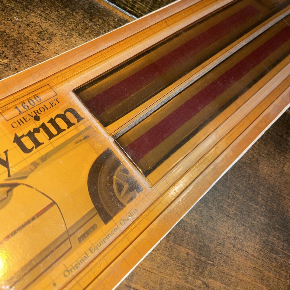 Borde de carrocería de rally vintage para panel basculante Chevy Camaro NOS retro Foto 2 de 4