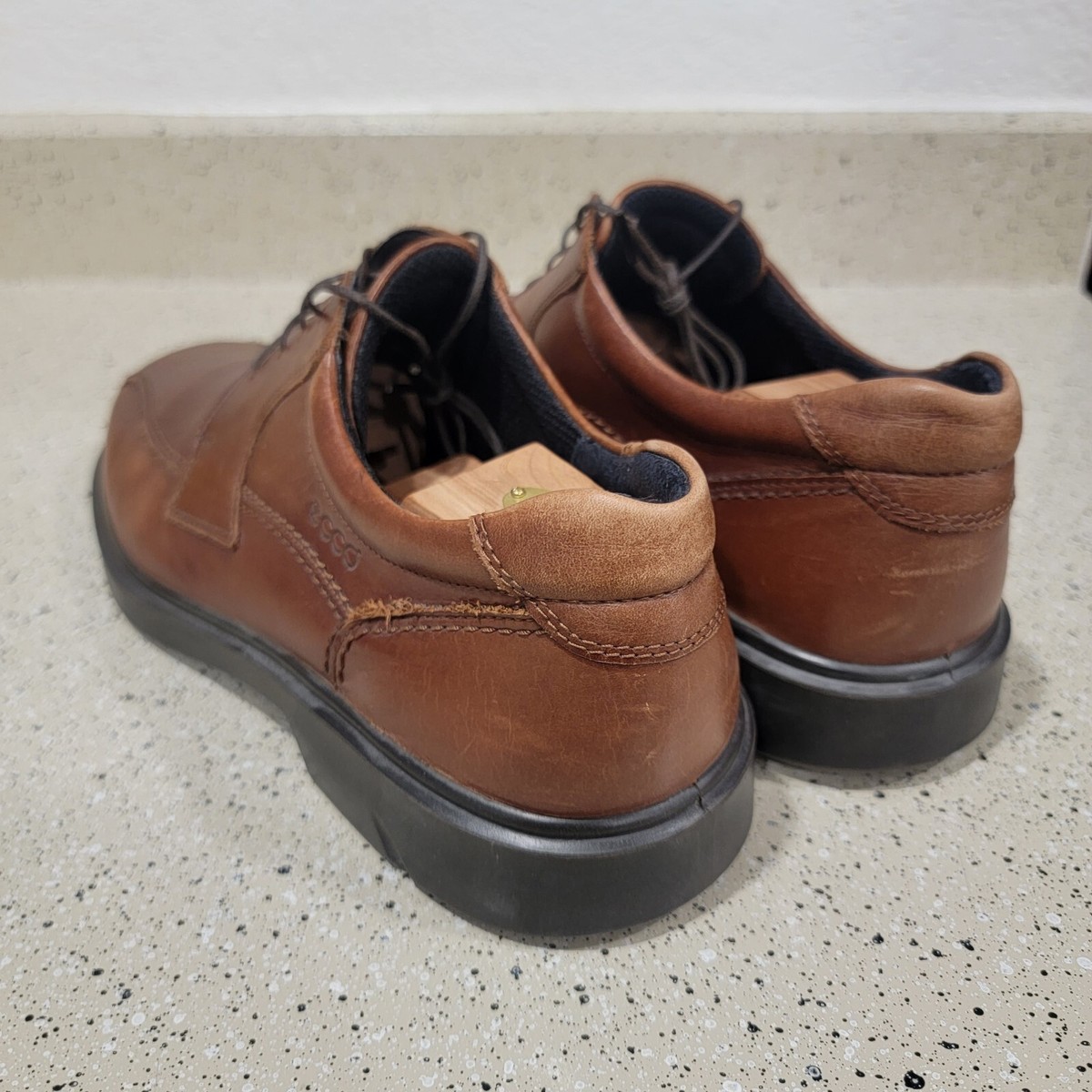 ECCO Light Shoes Men display picture 3