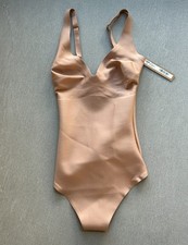 SKIMS Body NWT Core Sculpt Plunge Thong Bodysuit Sienna Size Small NEW