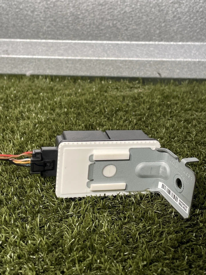 Módulo de control informático de señal de parada híbrida Hyundai Sonata 2011-2015 Foto 4 de 4