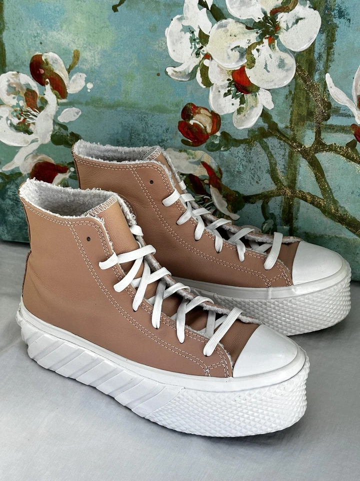 Converse Chuck Taylor All Star 2X Platform Shoes Womens Size 8 Leather 573073C - Image 2 of 4