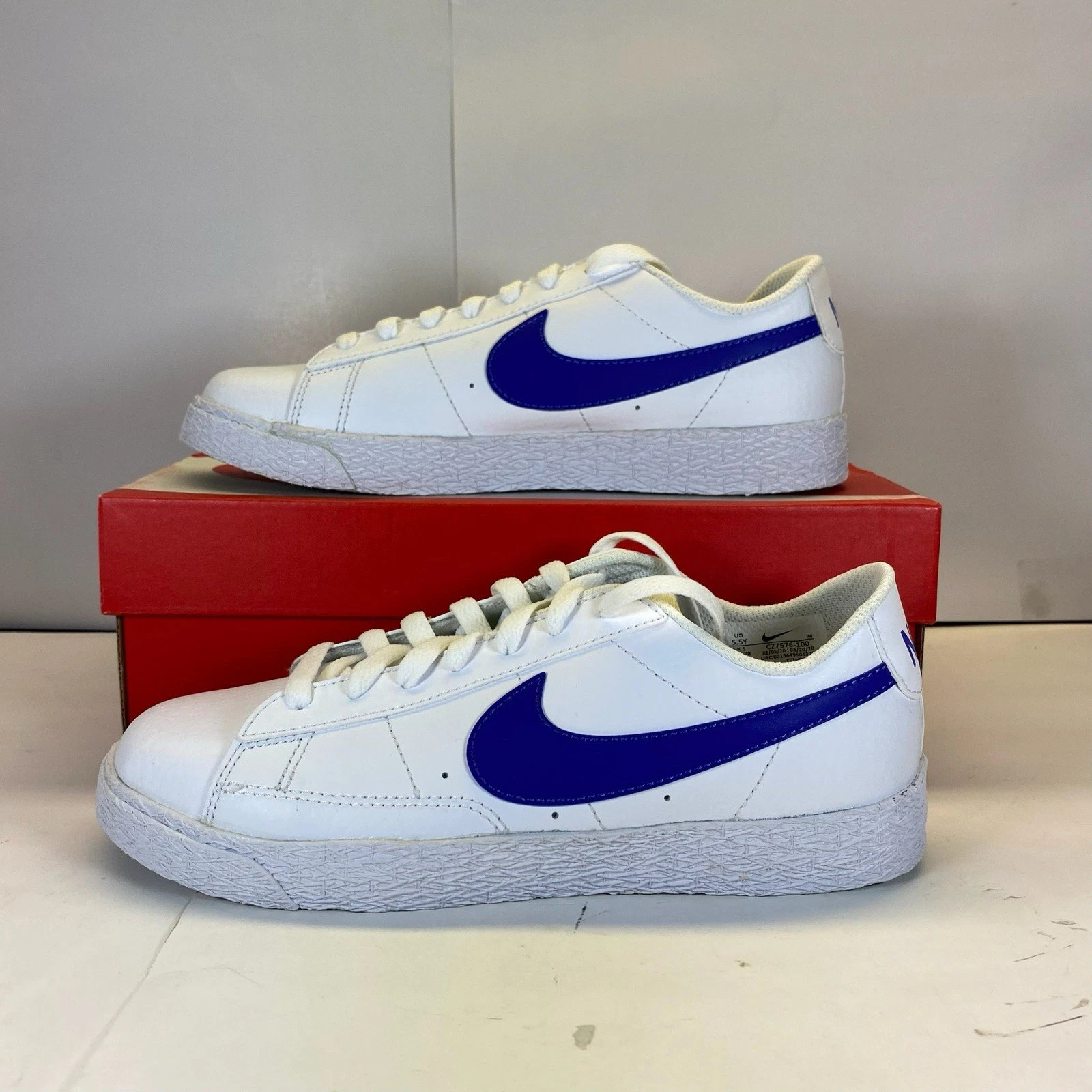 Taglia 5.5Y Nike Blazer Low (GS) CZ7576 100