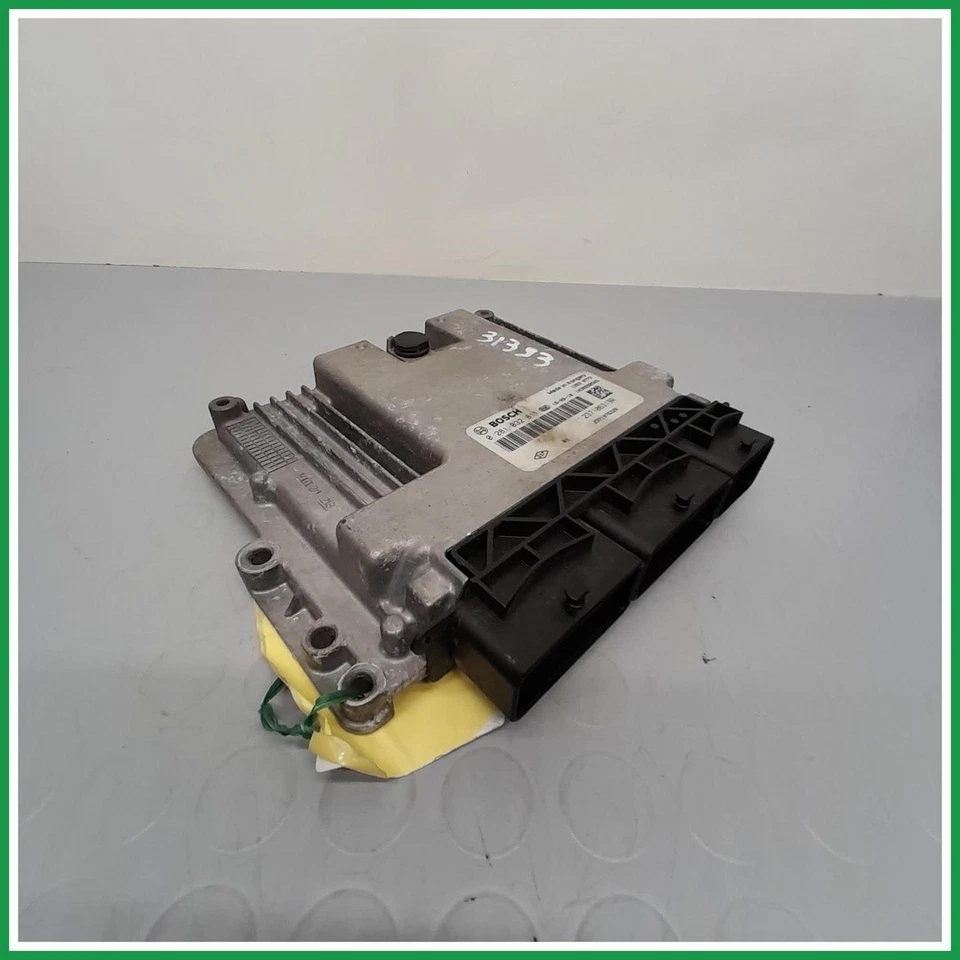 Centralina Iniezione Bosch 0281032811 Renault Captur I 237107476R 2013 2017   - Immagine 2 di 4