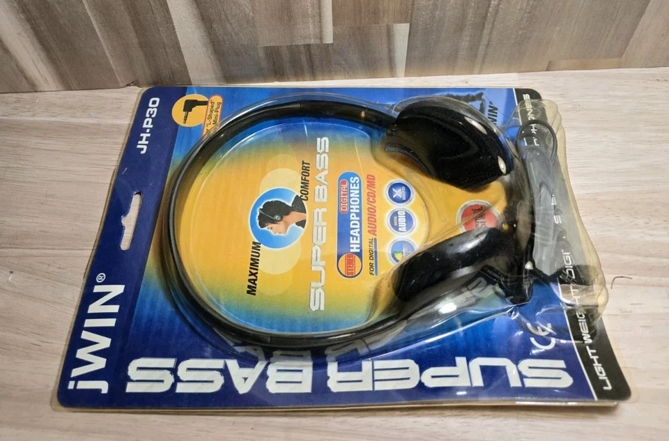 Jwin Super Bass Digital Headphones Light Weight JH-P30 New in Package - Image 4 of 4