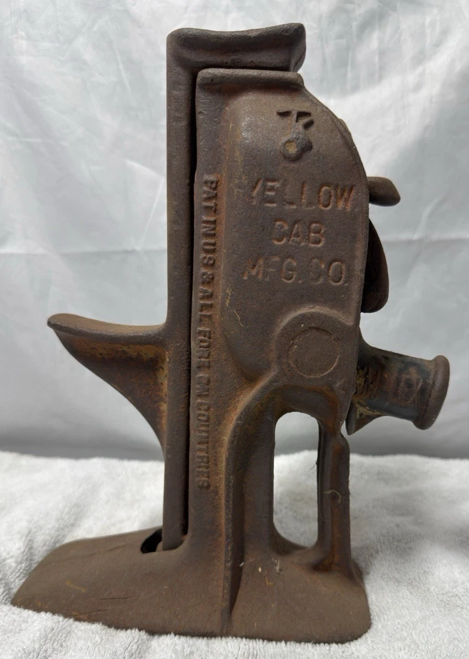 Simplex No.41 Templeton Kenly & Co. Yellow Cab MFG Co. Automobile Jack - Image 2 of 4