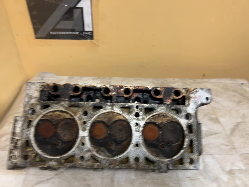 Culata Concorde Intrepid Caravan Voyager Vision 1994-1997 3,3 L 3,8 L 6 cilindros Foto 3 de 4