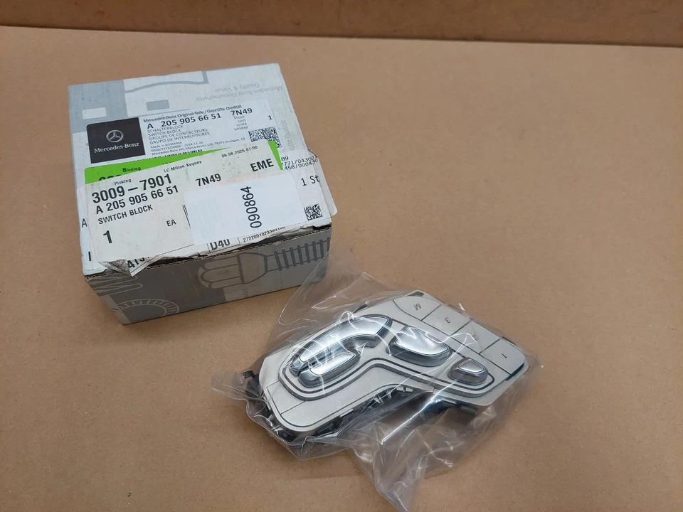 Mercedes W205 Front Left Seat Adjustment Switch A20590566517N49 S205 Genuine - Image 2 of 4