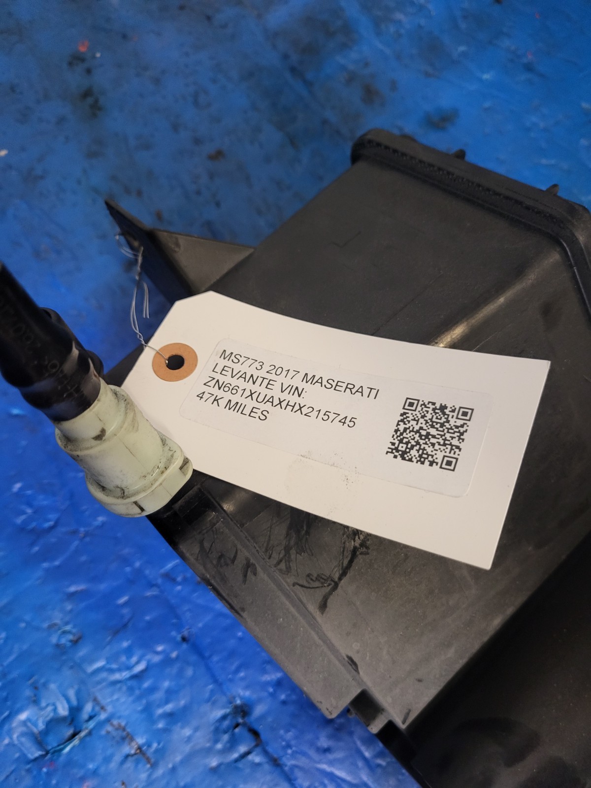 2017-2020 Maserati Levante Fuel Vapor Evaporator Canister 3.0L AWD 6700332860