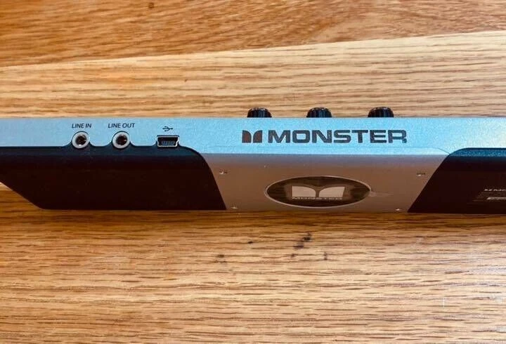 Monster GODJ Portable Mixer Digital Turntable with LCD Touch Screen FAUDIO GO DJ - Image 3 of 3