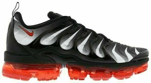 The Nike Air VaporMax Plus Flight Pack Black n Pink size 11  display picture 2