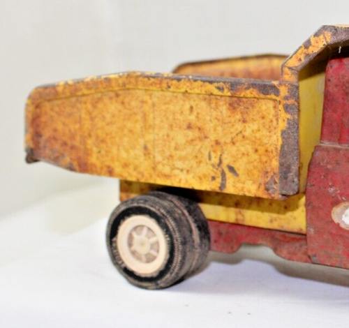 Vintage Tonka Pressed Steel Jeep Wagoneer Dump Truck Parts/Restoration AS IS - Picture 2 of 13